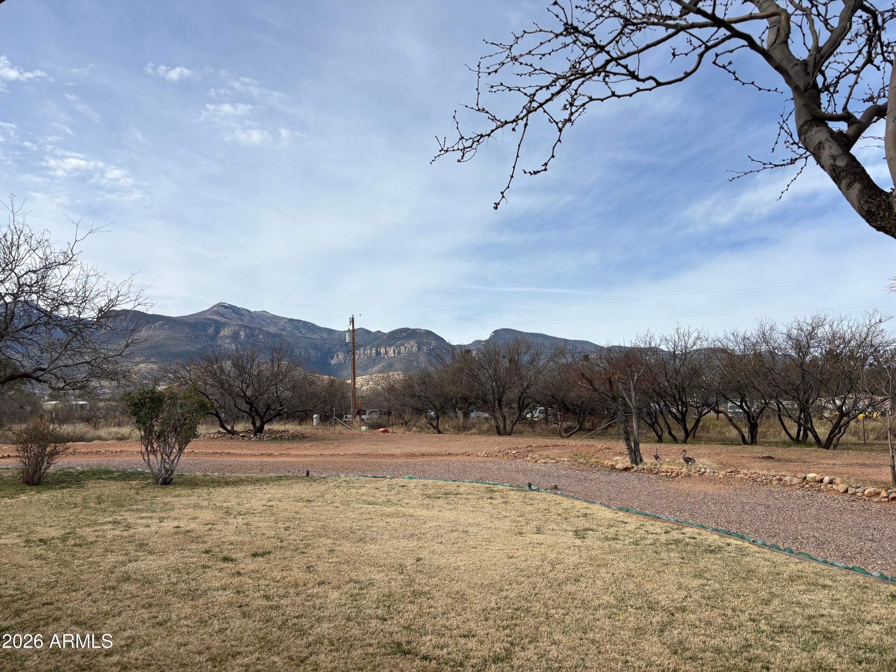 5342 S San Pedro Avenue