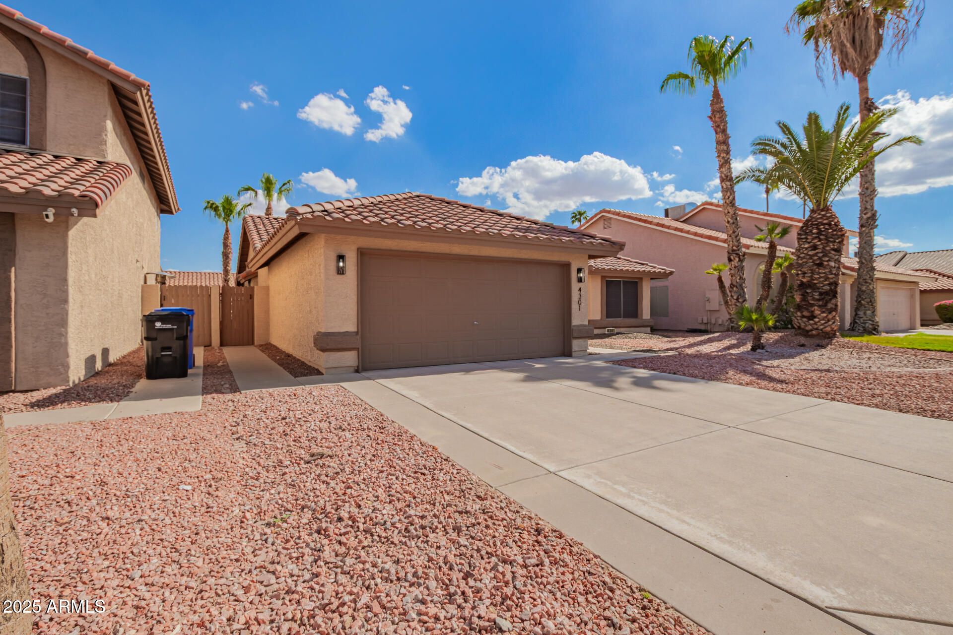 4301 E AMBERWOOD Drive