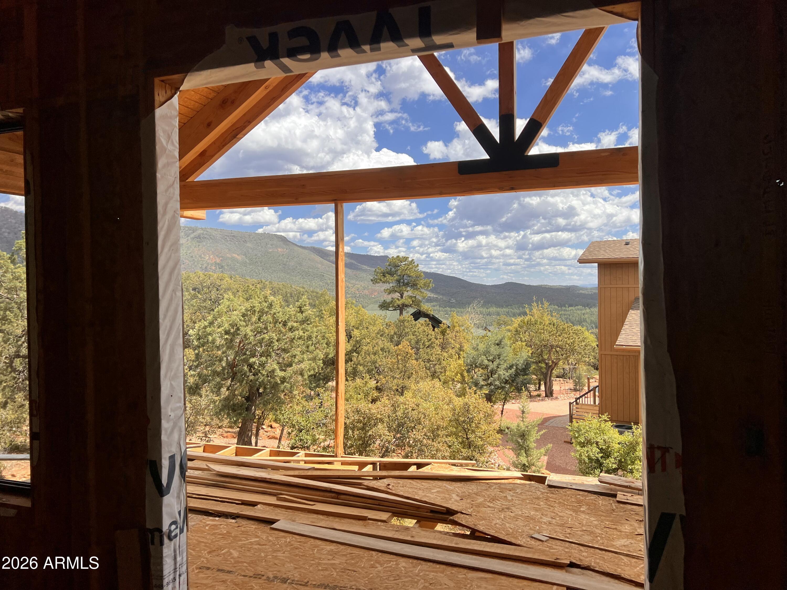 124 N DREAMCATCHER Way