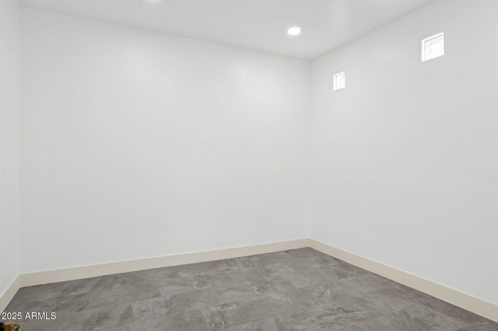 listing image 65