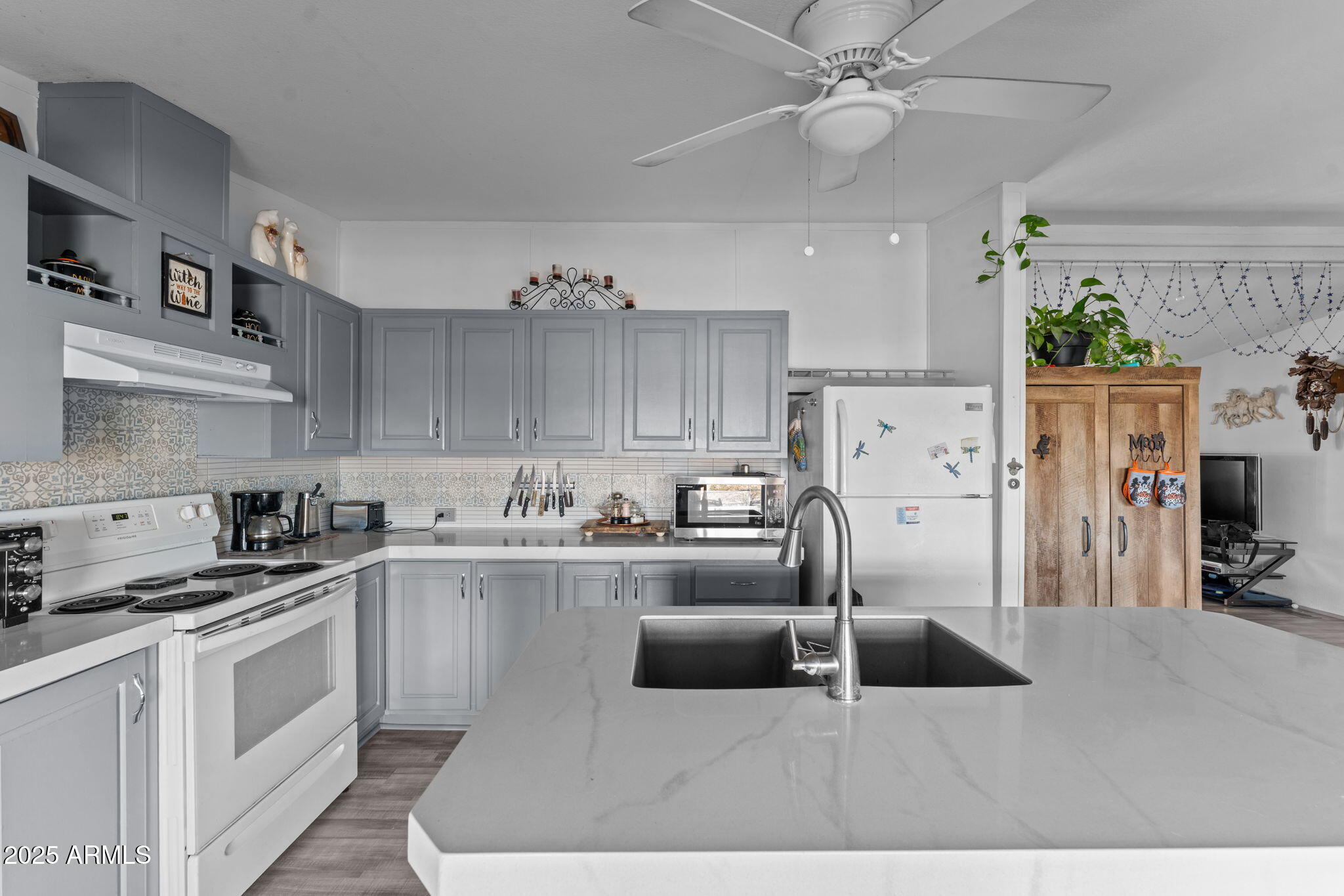 30040 W Redbird Road