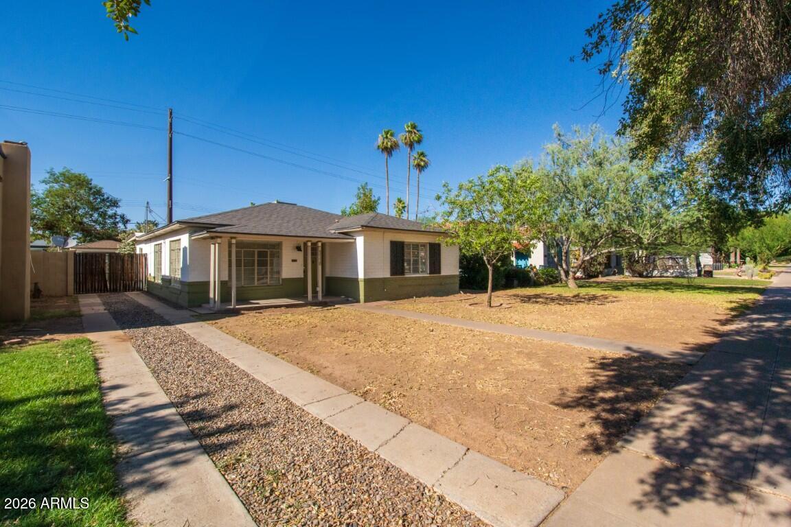 1118 W LYNWOOD Street