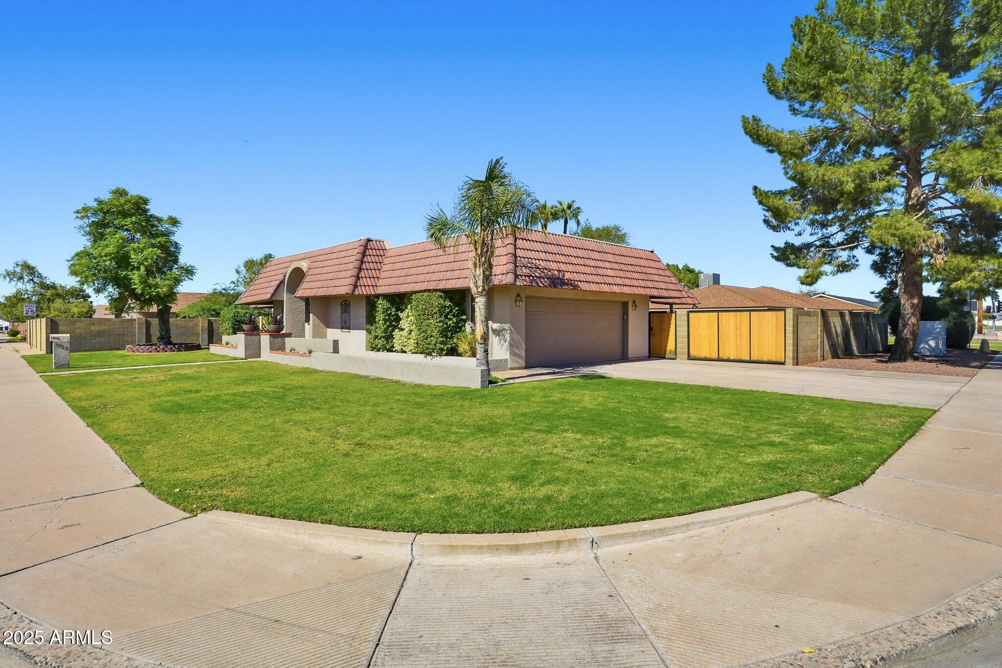 Homes for Sale in Queen Creek Arizona 2 1752 E GABLE Avenue