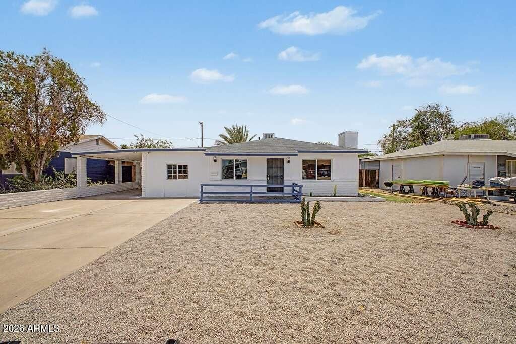 Photo of 2827 W Cavalier Drive, Phoenix, AZ 85017 (MLS # 7031341)