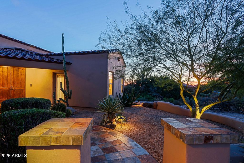 Photo of 6915 E Buckhorn Trail, Scottsdale, AZ 85266 (MLS # 6991430)