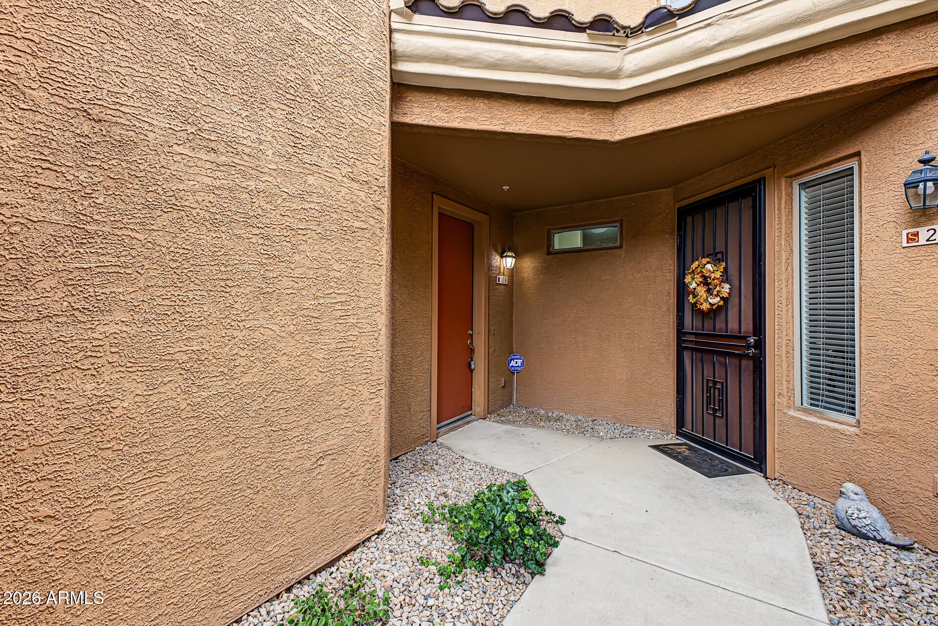 955 E KNOX Road 109
