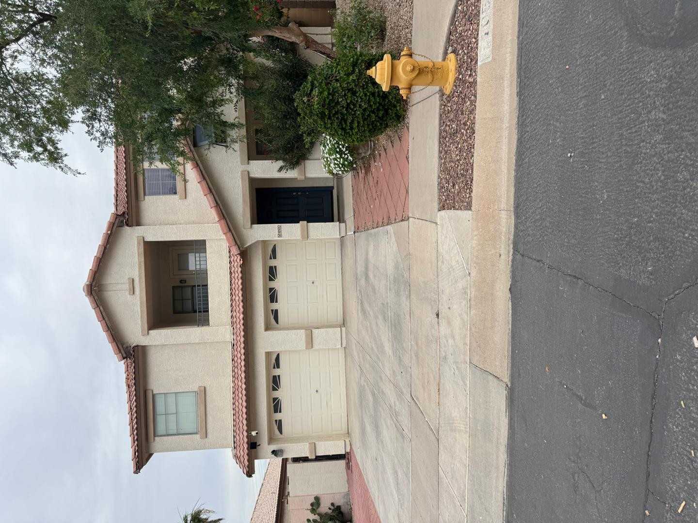 10502 W Edgemont Drive