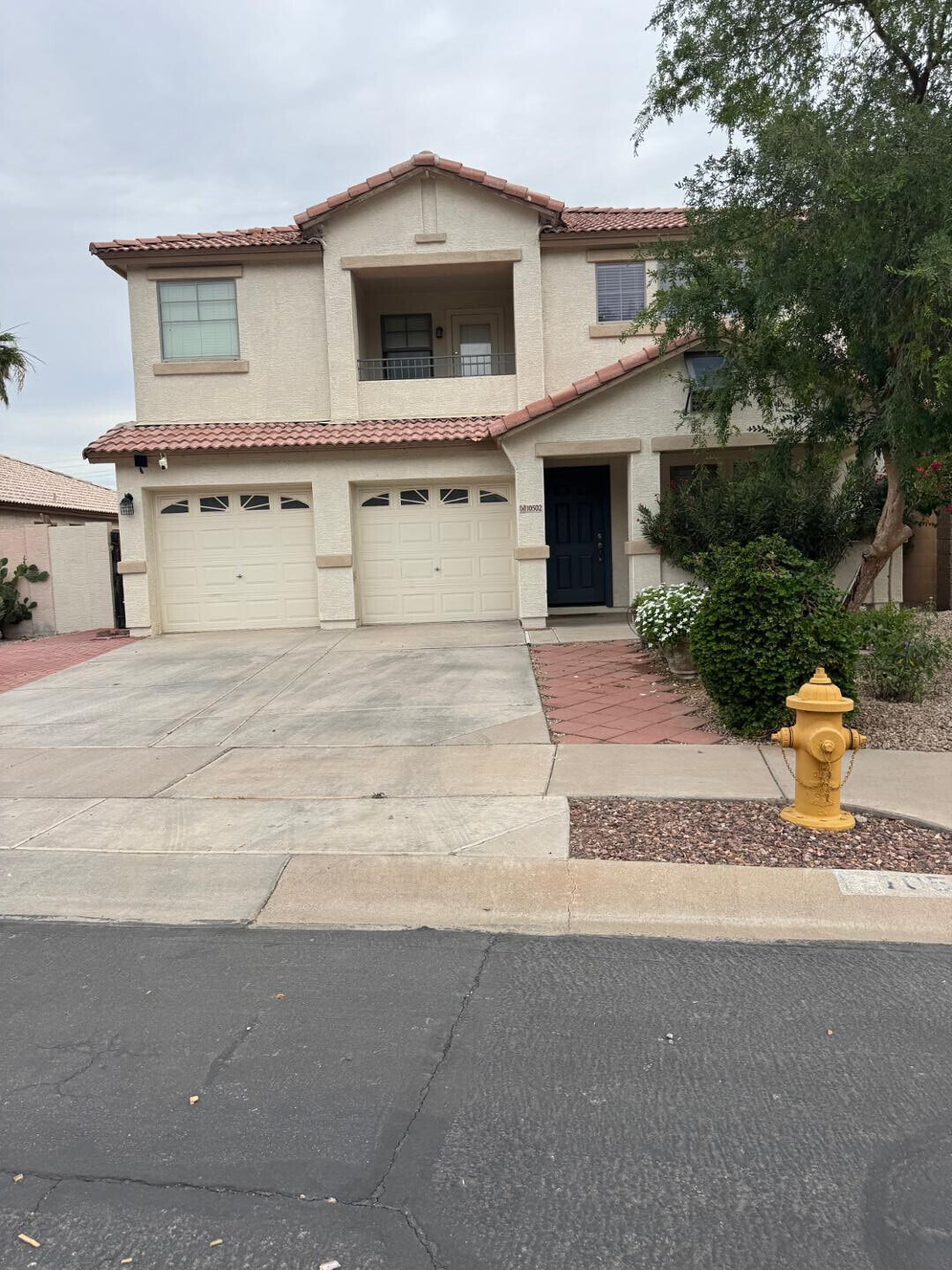 10502 W Edgemont