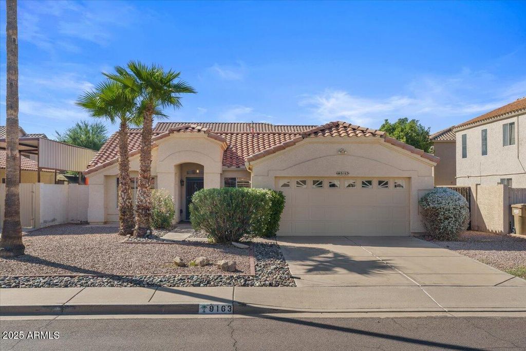 Photo of 9163 W Saint John Road, Peoria, AZ 85382 (MLS # 6929880)