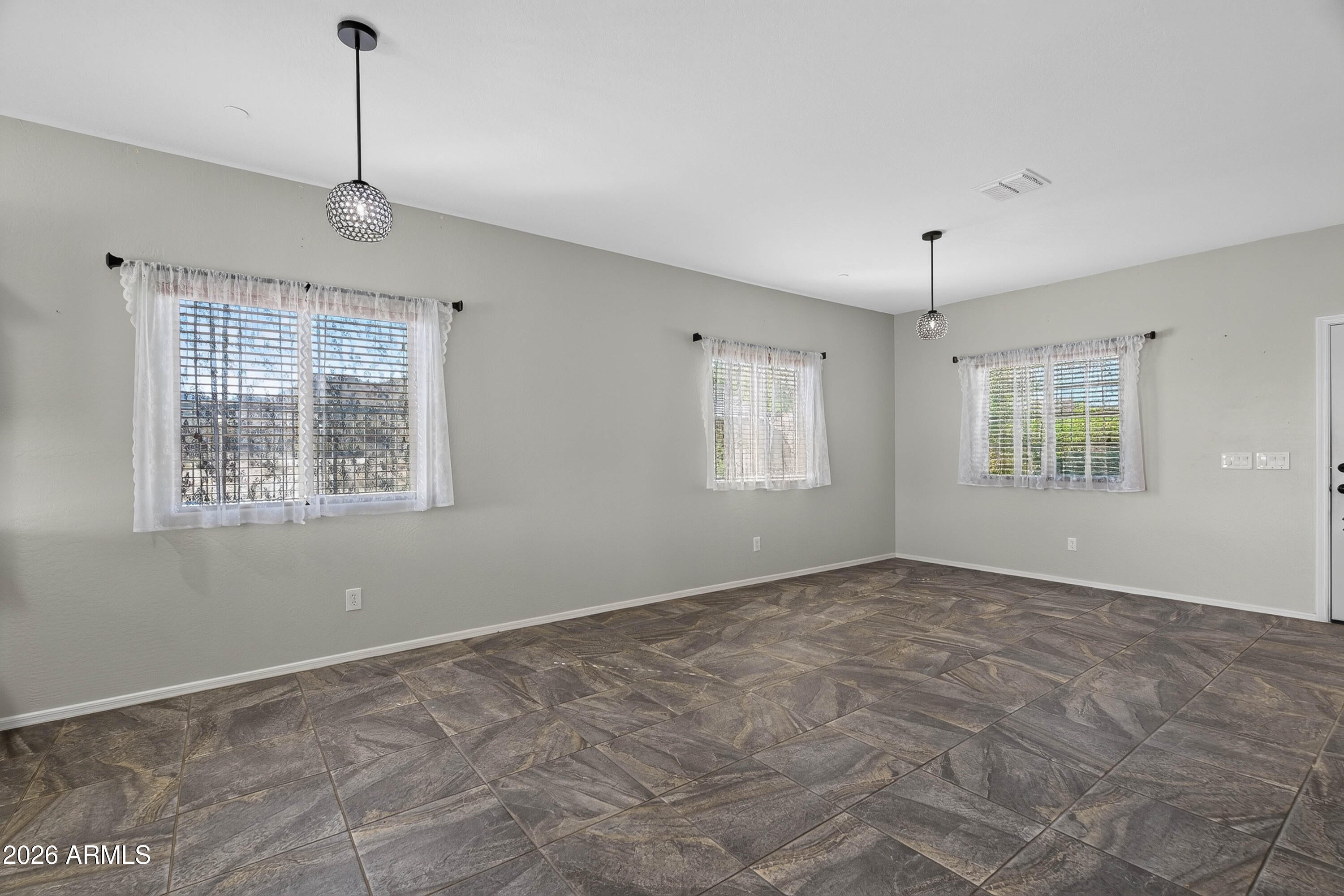 21427 W MONTE VISTA Road