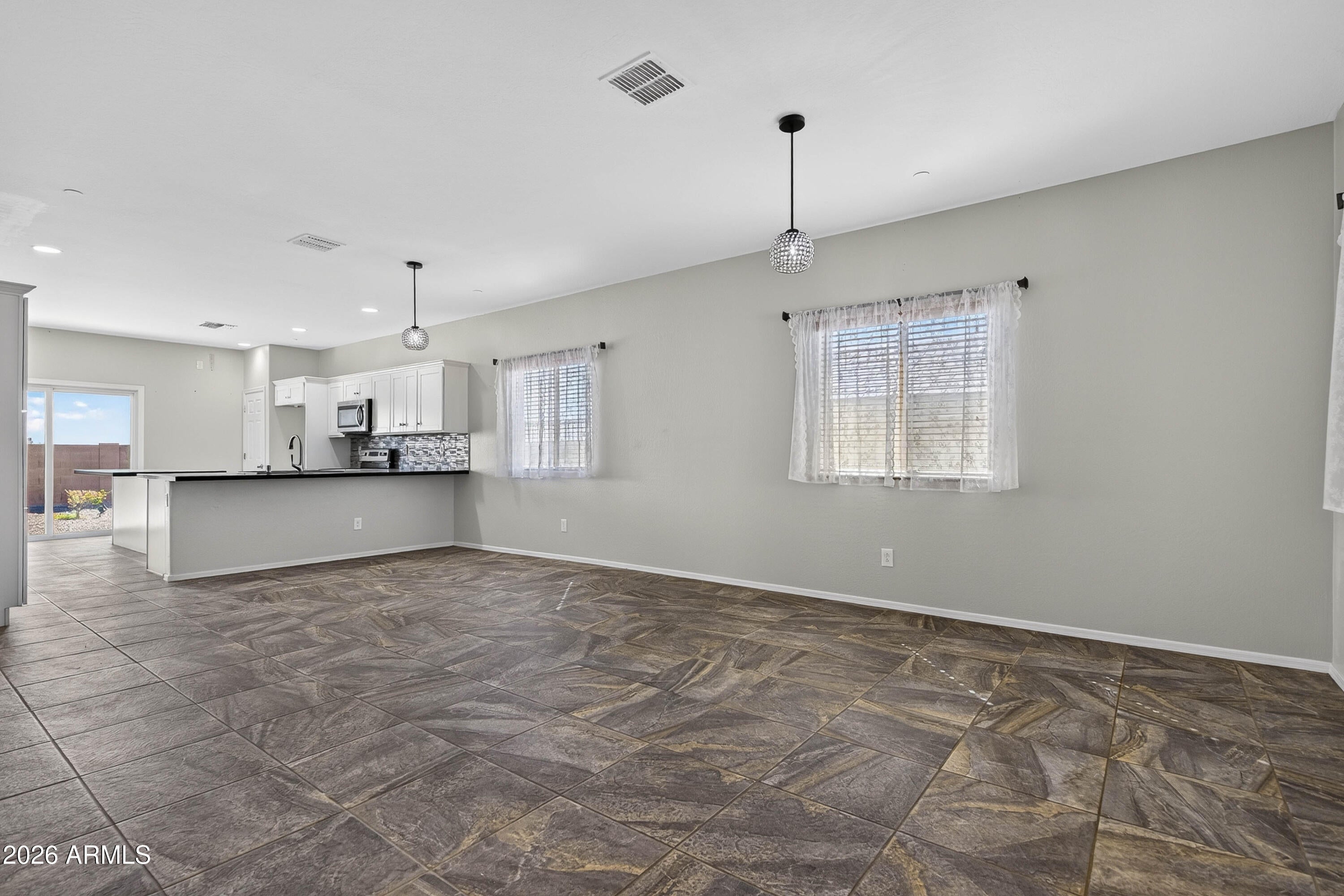21427 W MONTE VISTA Road