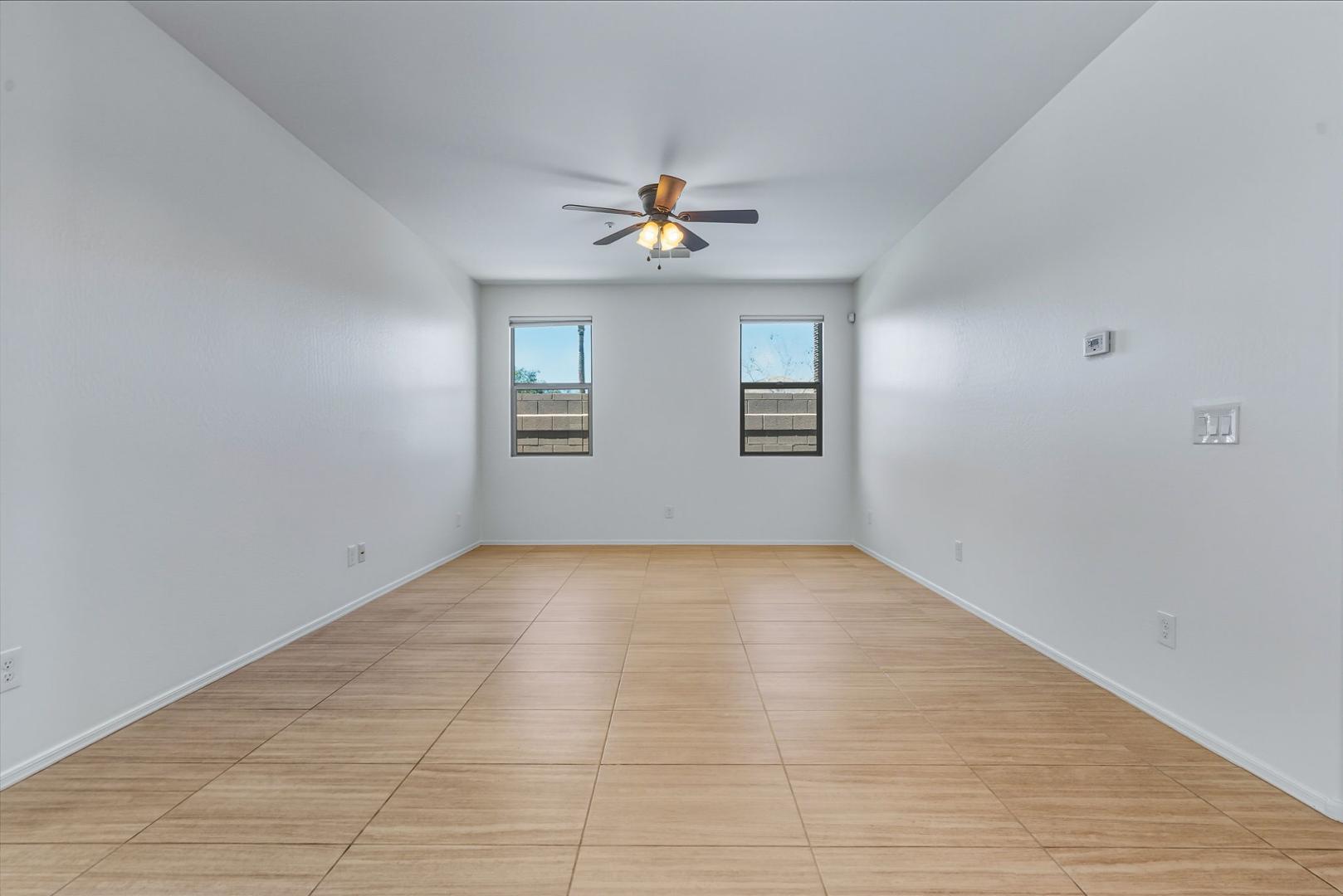 9233 W Dreyfus Drive