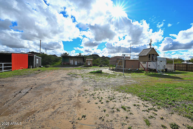 2059 W SCISSOR TAIL Place