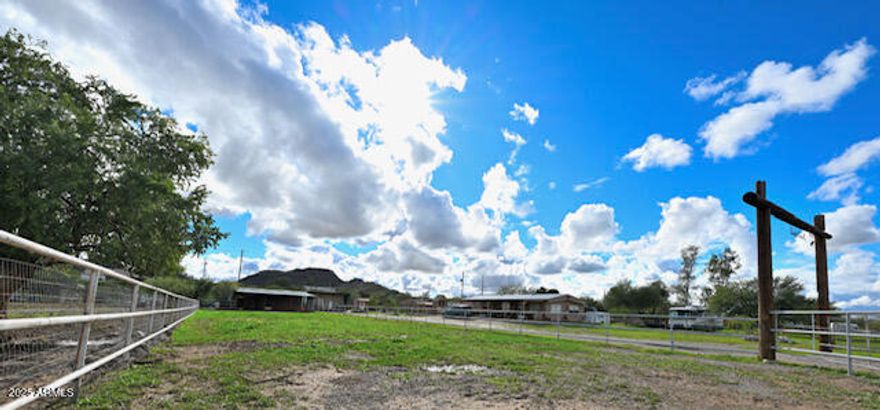 Perfect purchase for renovation or equestrian living! This fully fenced 1.25-acre horse
property offers endless potential. Featuring horse stables with irrigated turnout, a
tack room, workshop, hay barn, storage shed, and a covered private well with an
electric auto-control system with variable volume pump, it's ready to support your
rural lifestyle. The property includes a home in need of repair along with a separate
trailer, giving buyers flexibility for future use.
With plenty of space and infrastructure already in place, this is an ideal opportunity for
those looking to create their dream ranch or invest in a renovation project. Seller is
offering the property as-is.