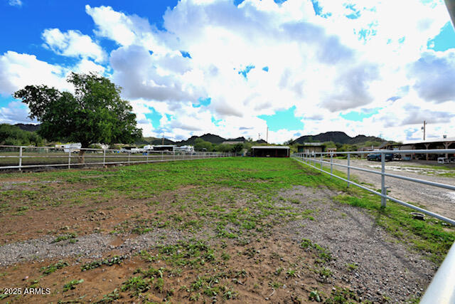 2059 W SCISSOR TAIL Place