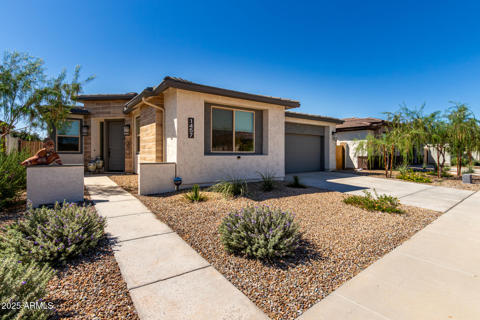 Homes for Sale in Queen Creek Arizona 1 1457 W Camina Plata --