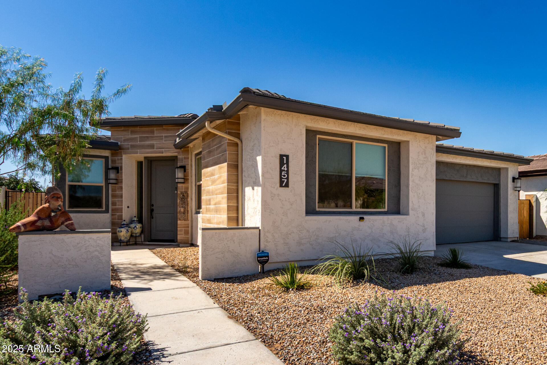 Homes for Sale in Queen Creek Arizona 3 1457 W Camina Plata --