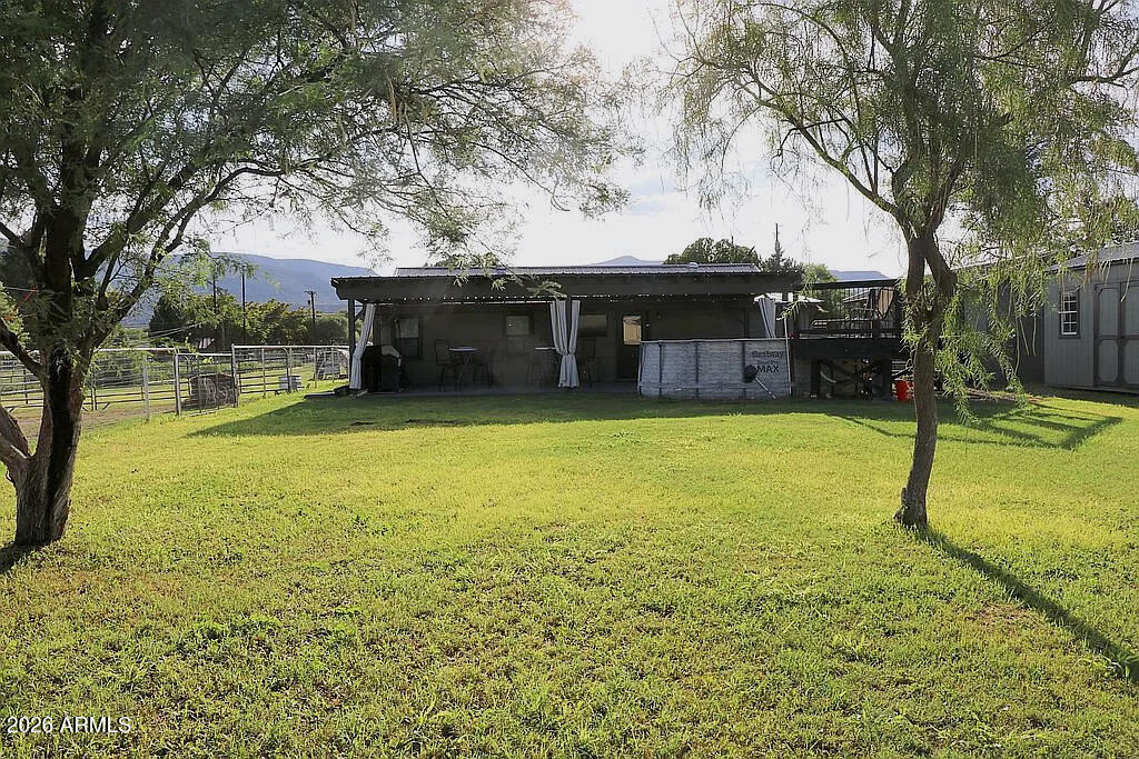 1825 S QUARTERHORSE Lane