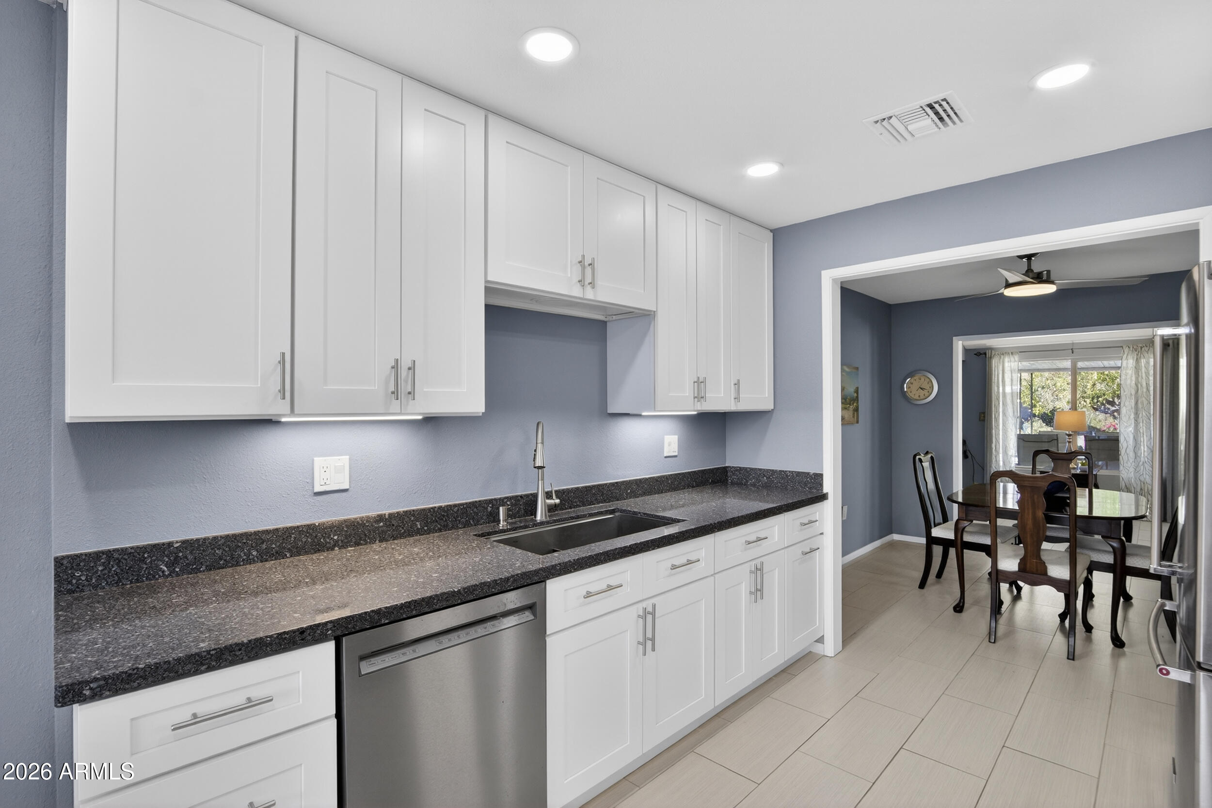 10939 W ROUNDELAY Circle