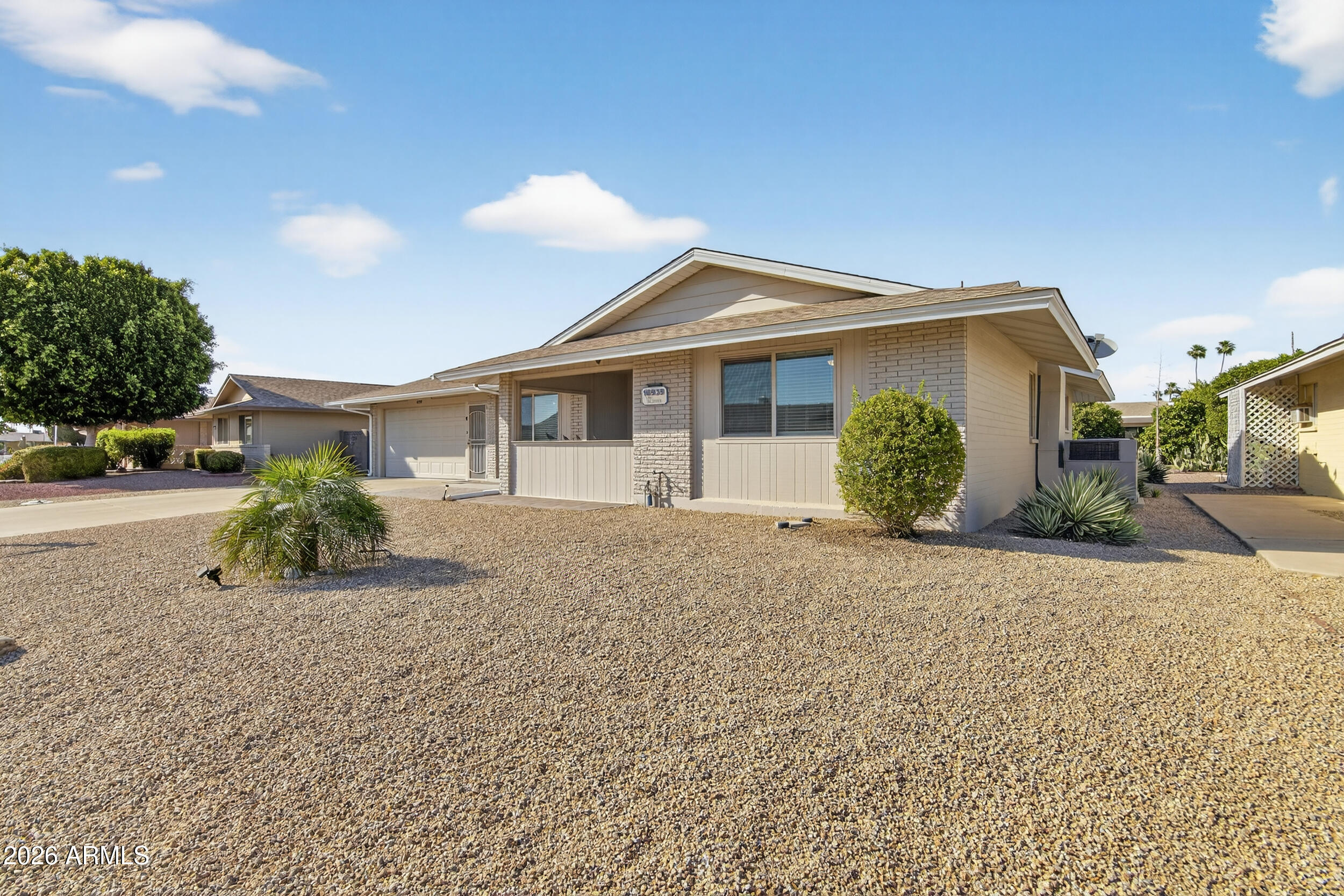 10939 W ROUNDELAY Circle
