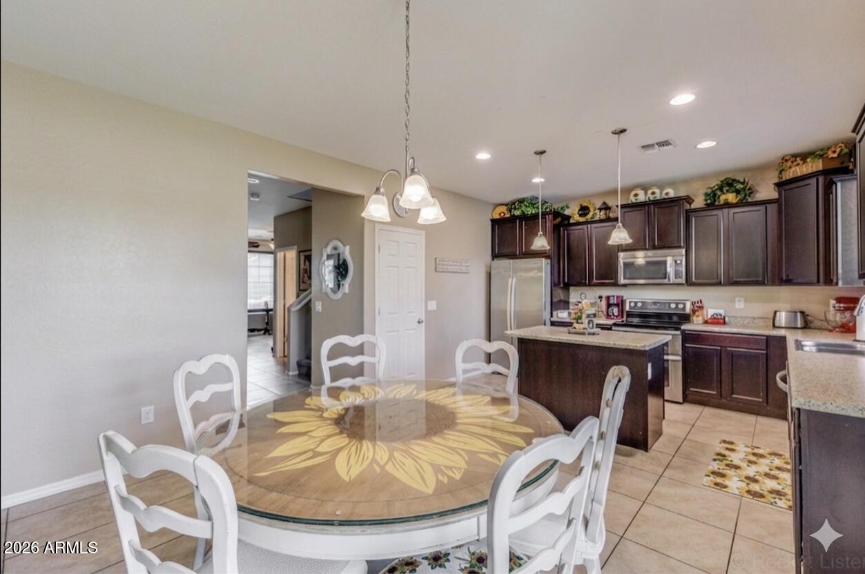 4730 W GELDING Drive