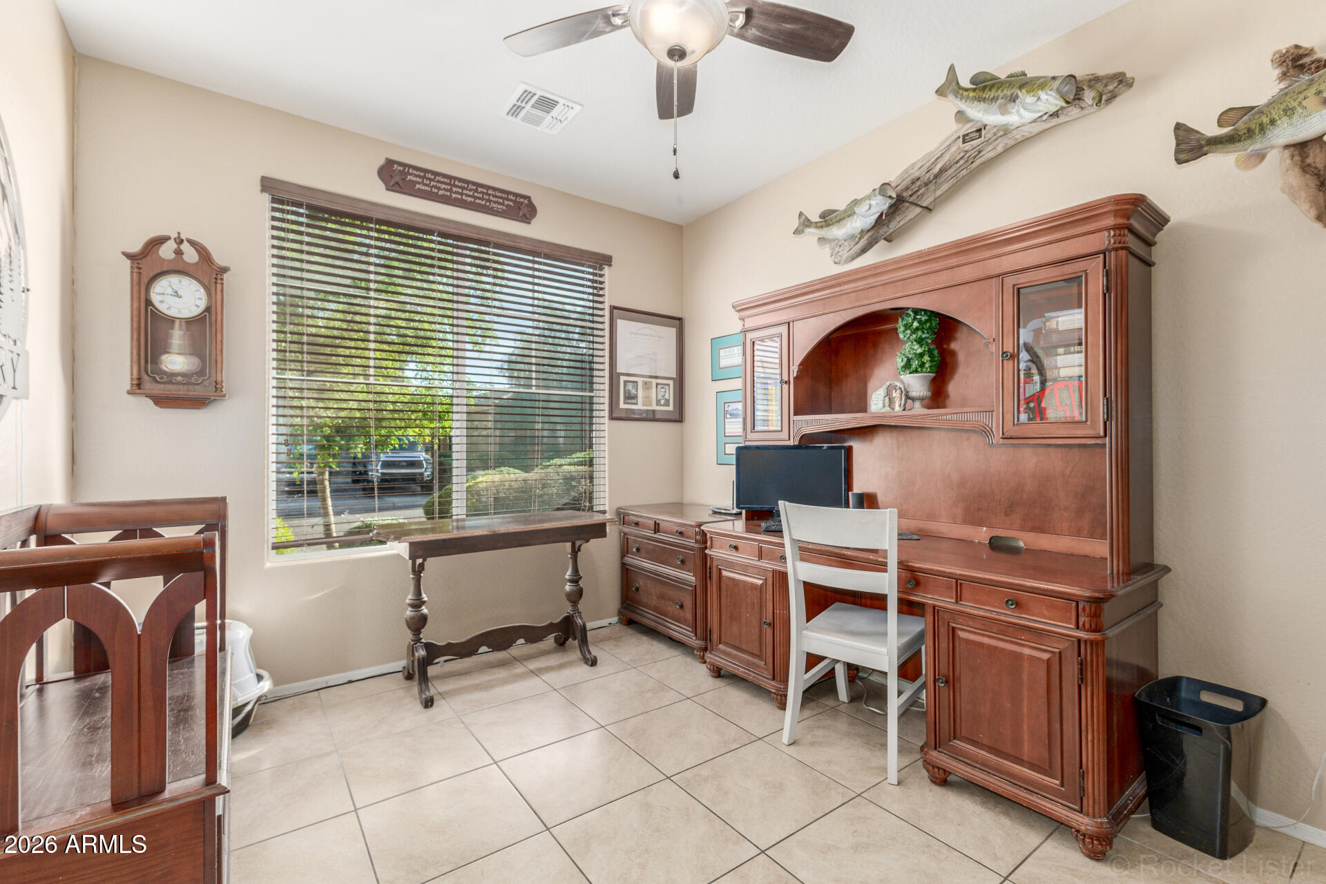 4730 W GELDING Drive