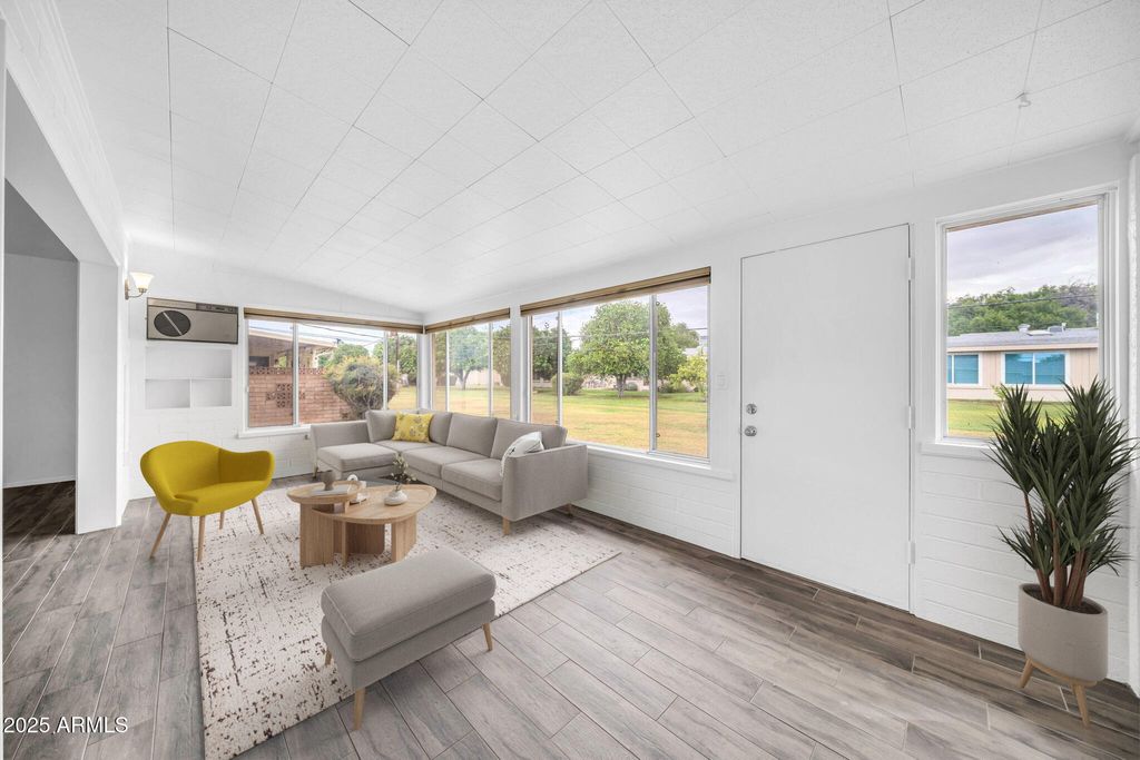 Photo of 10250 W Snead Circle S, Sun City, AZ 85351 (MLS # 6923411)