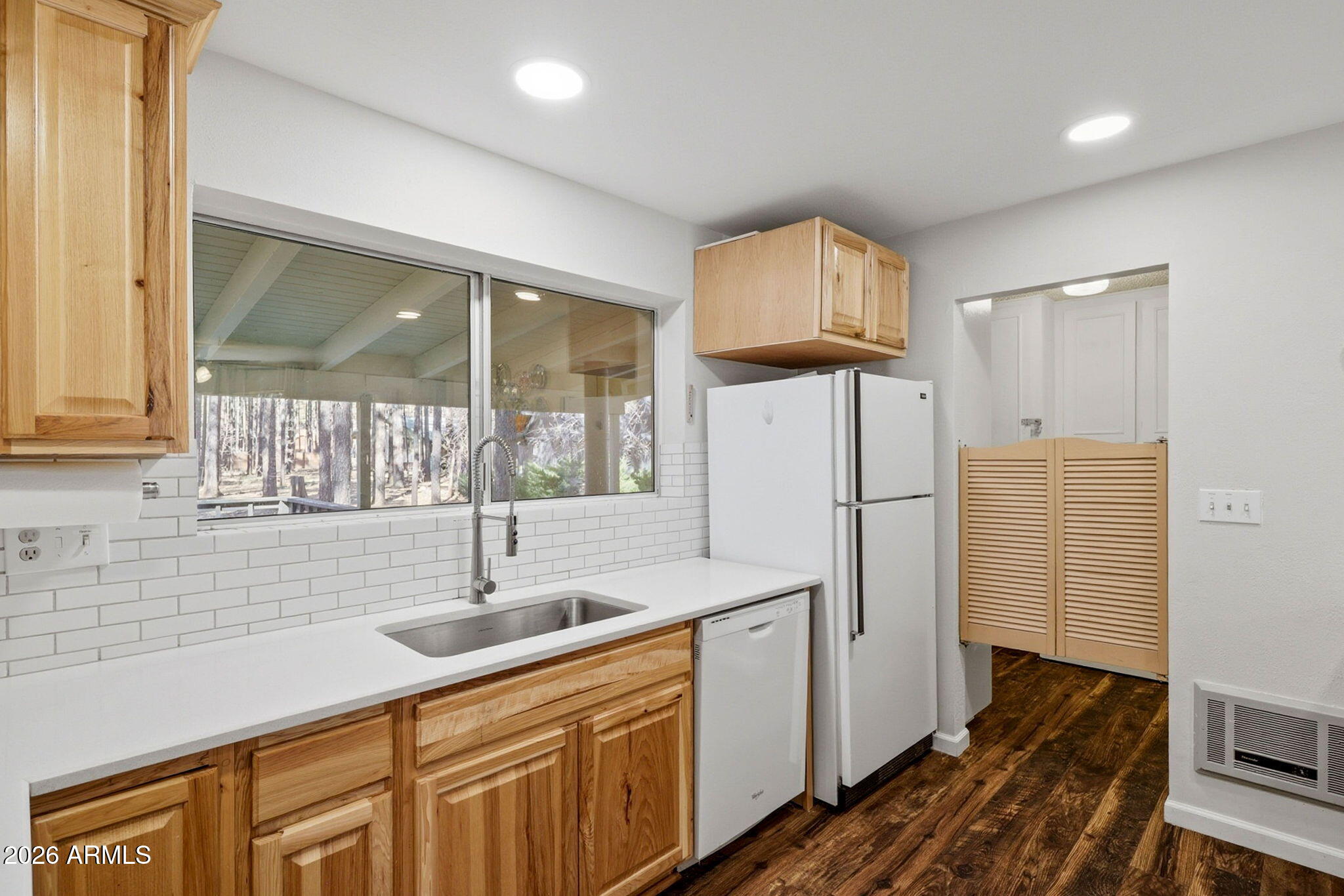 PINETOP COUNTRY CLUB UNIT 4 - Residential