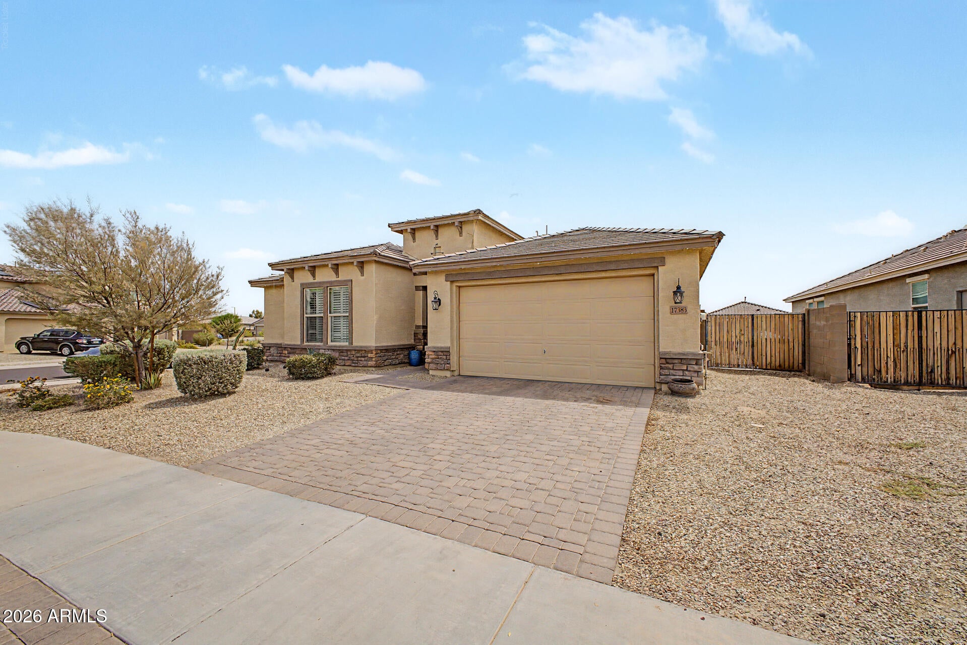 17383 W VICTORY Street