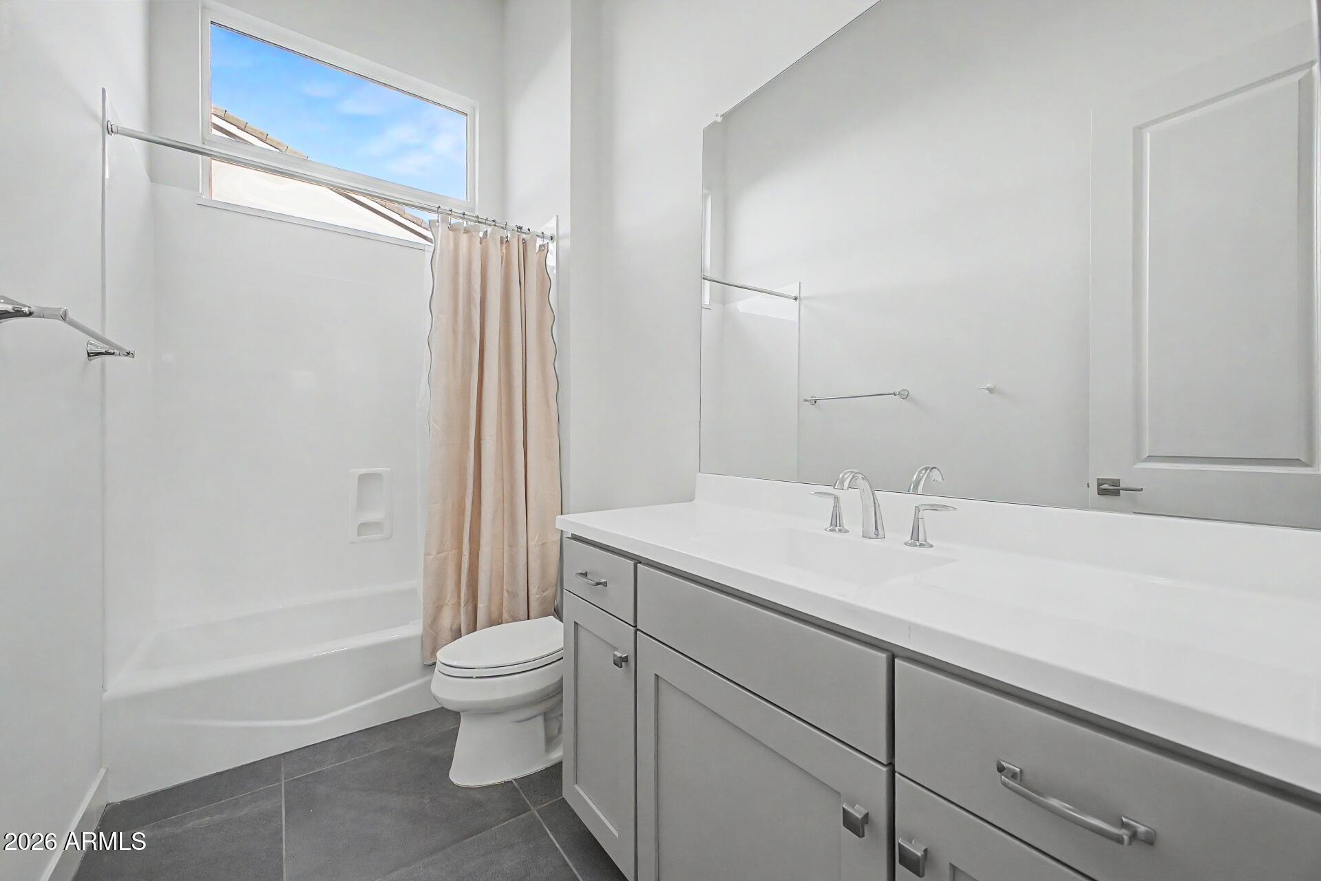 BRIDLE RANCH - Residential