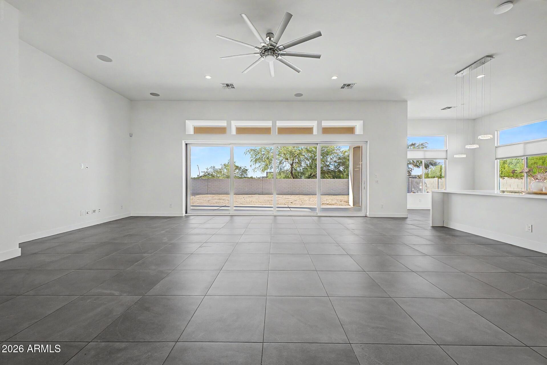 BRIDLE RANCH - Residential