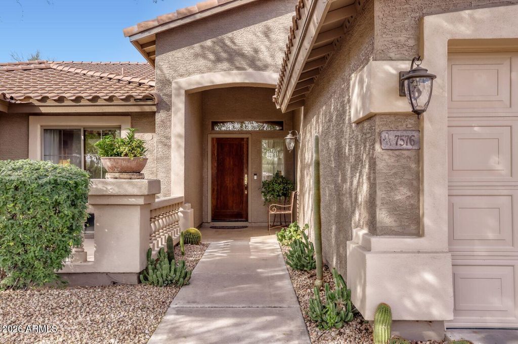 Photo of 7576 E Tailfeather Drive, Scottsdale, AZ 85255 (MLS # 6981595)