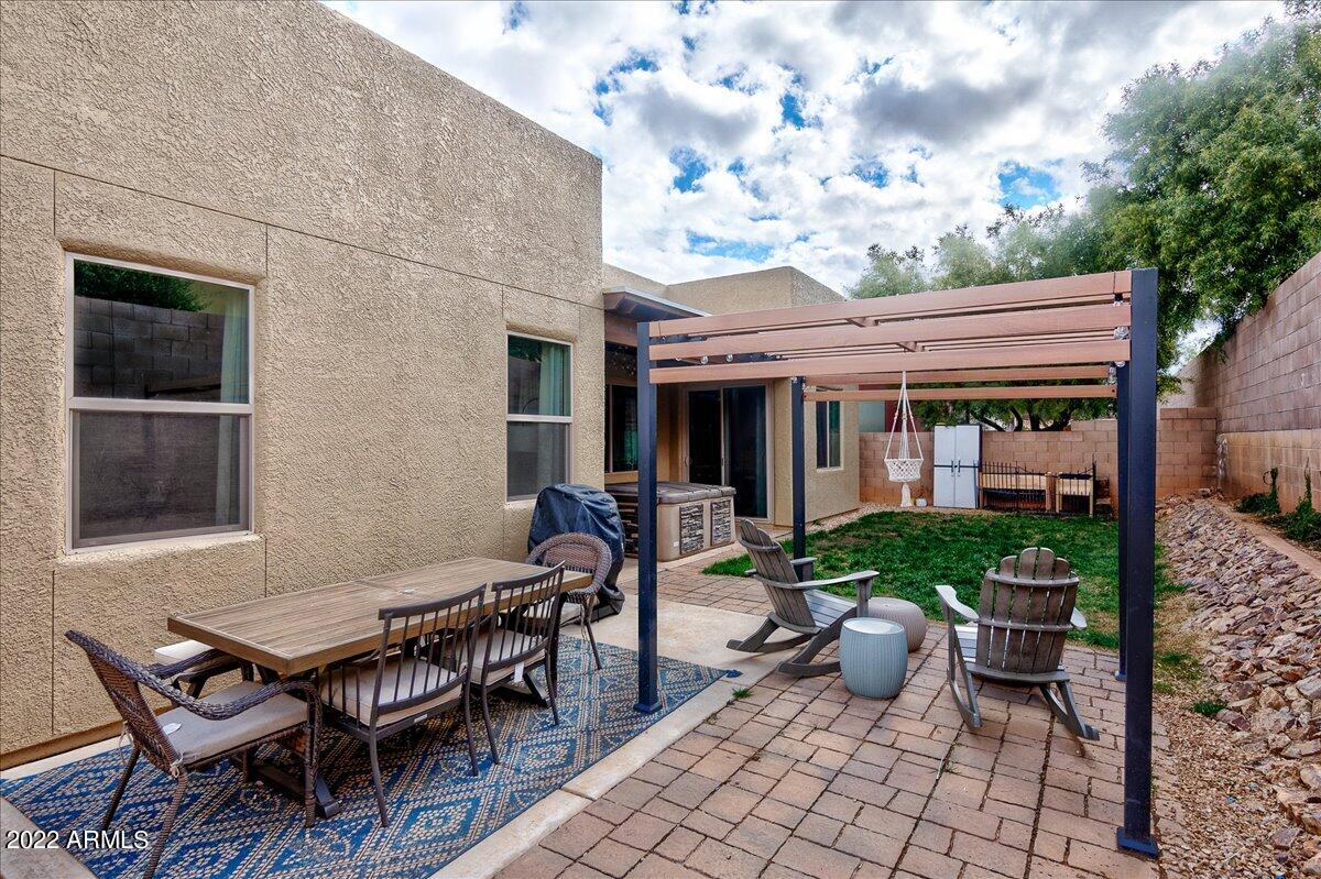 REFLECTIONS AT VALIENTE - Residential