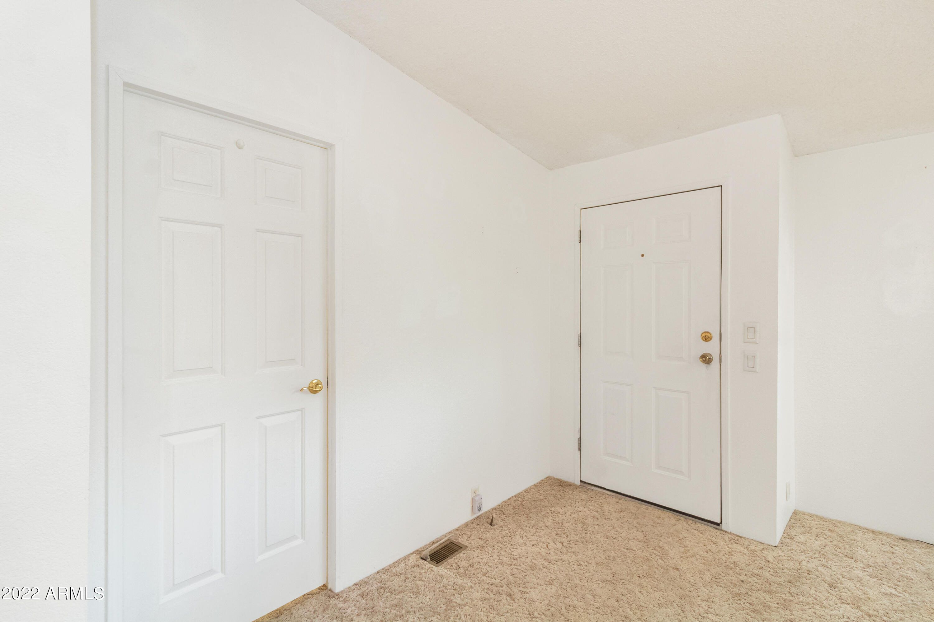 Sierra Vista Mobile Home Village - Residential