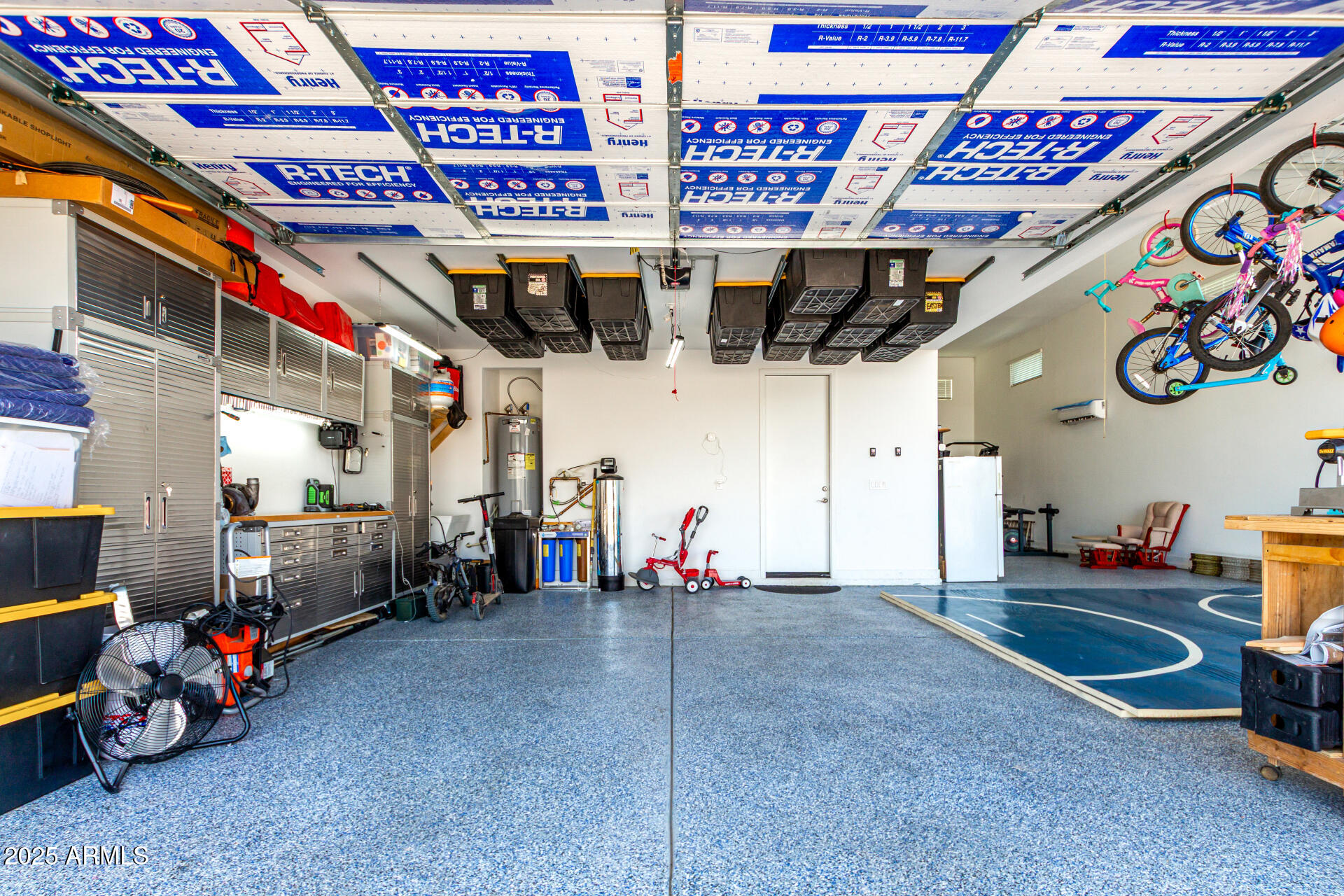 801 W RACINE Drive W