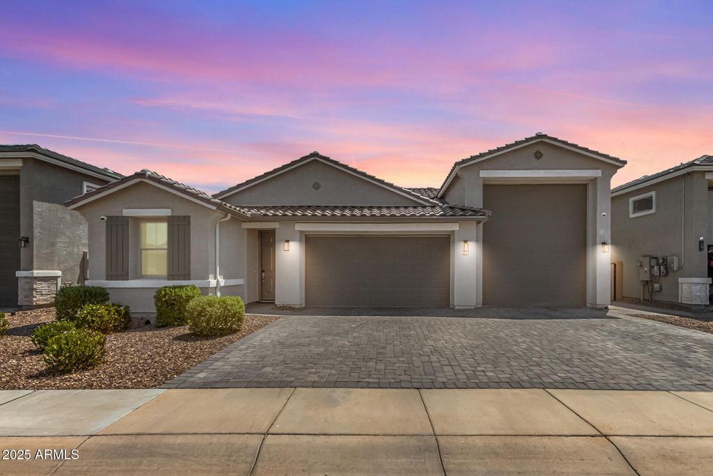 Photo of 801 W Racine Drive W, Casa Grande, AZ 85122 (MLS # 6913682)