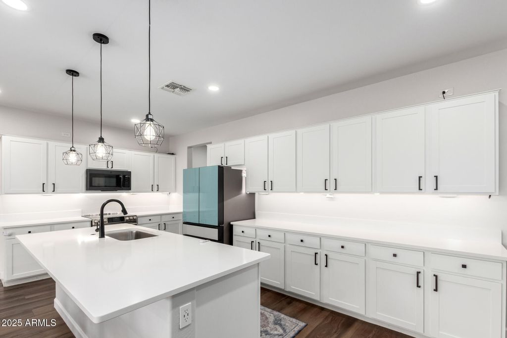 Photo of 801 W Racine Drive W, Casa Grande, AZ 85122 (MLS # 6913682)