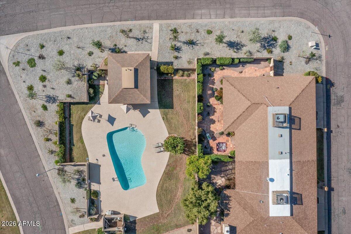 1019 E WAGON WHEEL Drive