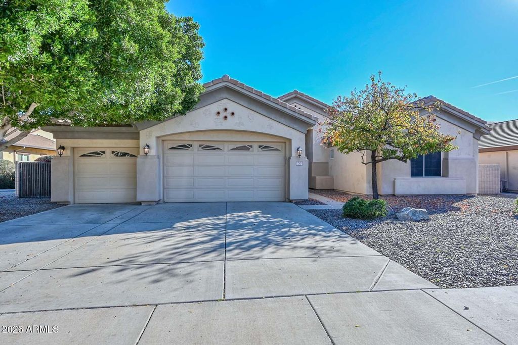 Photo of 22121 N 79th Avenue, Peoria, AZ 85383 (MLS # 6974259)