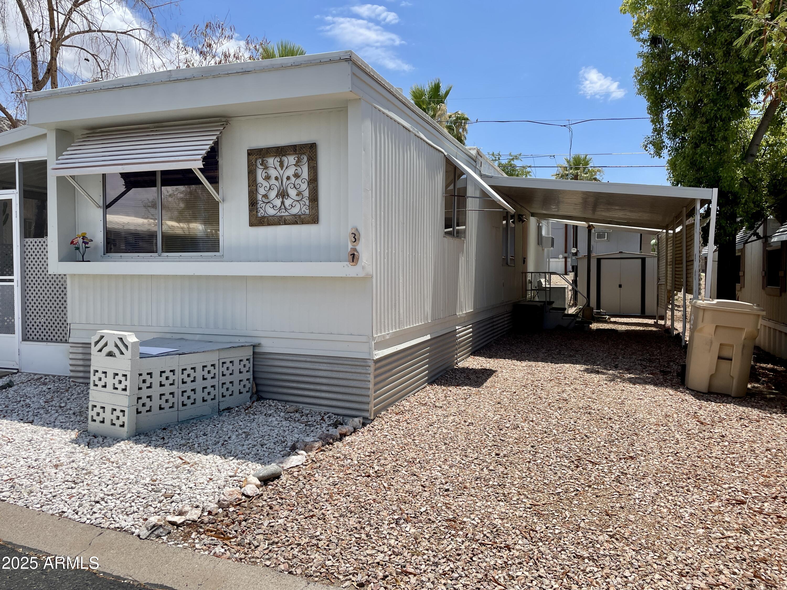 10401 N Cave Creek Road 37