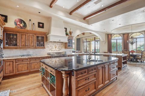 4836 E White Gates Drive Phoenix AZ 85018