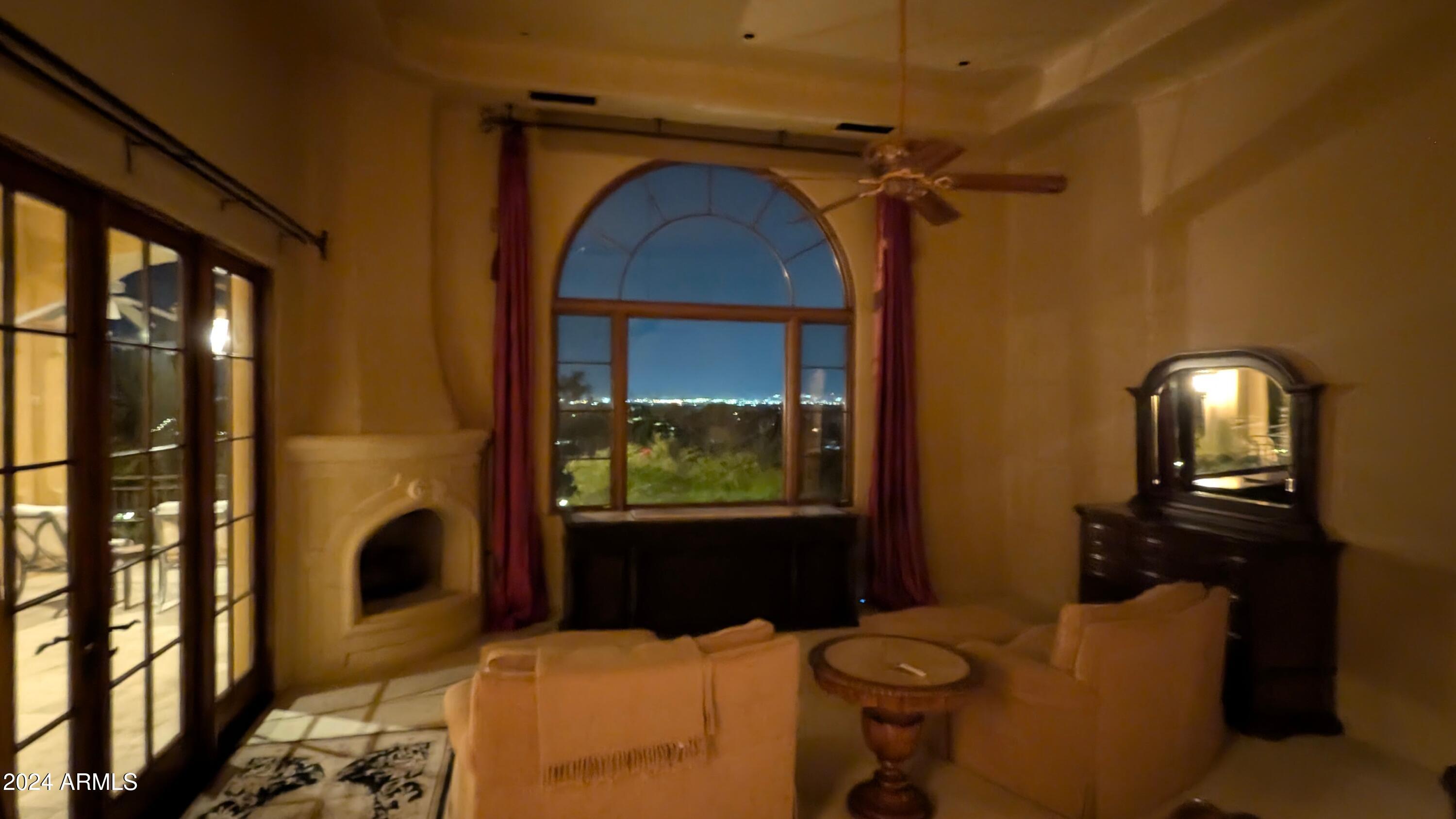 Phoenix, Arizona 85018, United States, 4 Bedrooms Bedrooms, ,6 BathroomsBathrooms,Residential,Active,201325