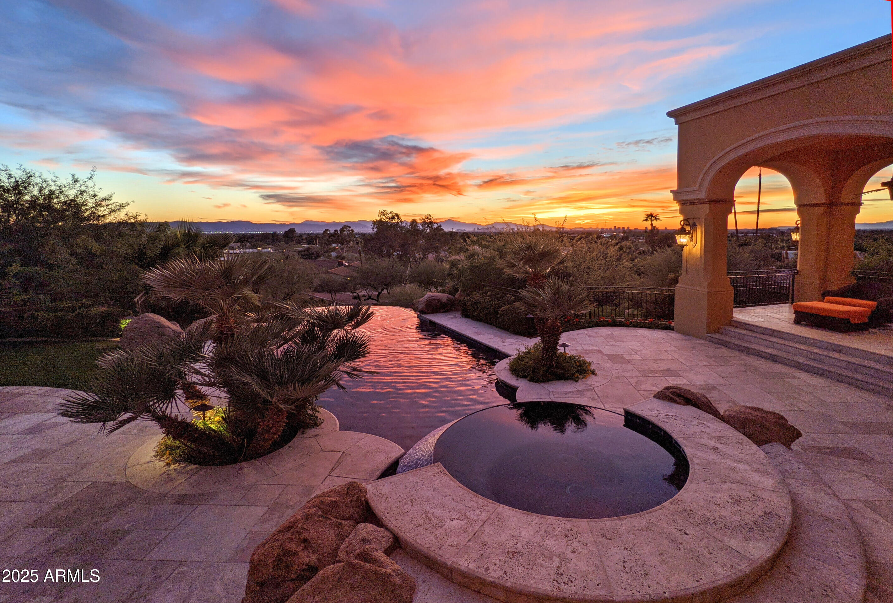 4836 E White Gates Drive