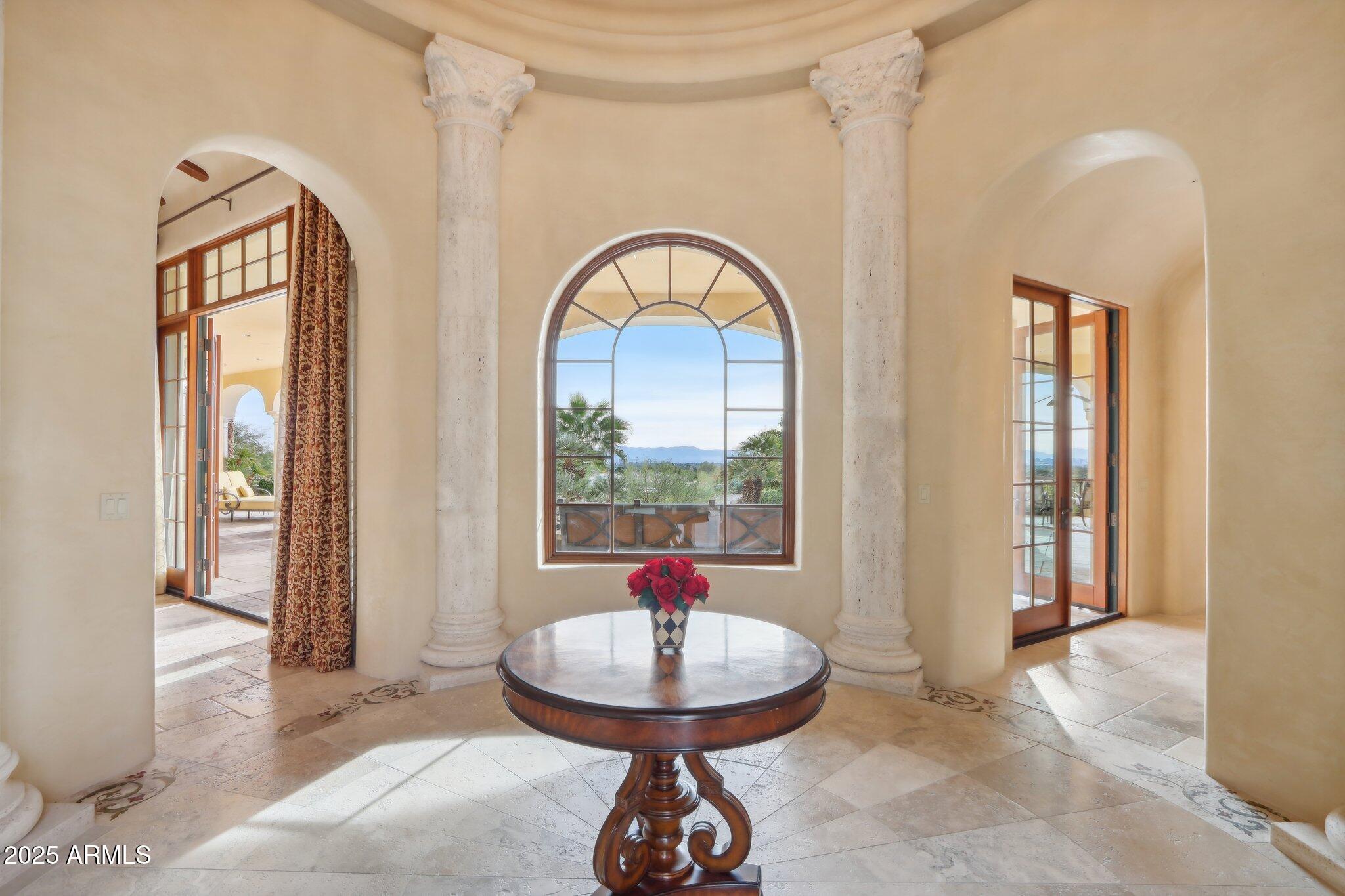 Phoenix, Arizona 85018, United States, 4 Bedrooms Bedrooms, ,6 BathroomsBathrooms,Residential,Active,201325