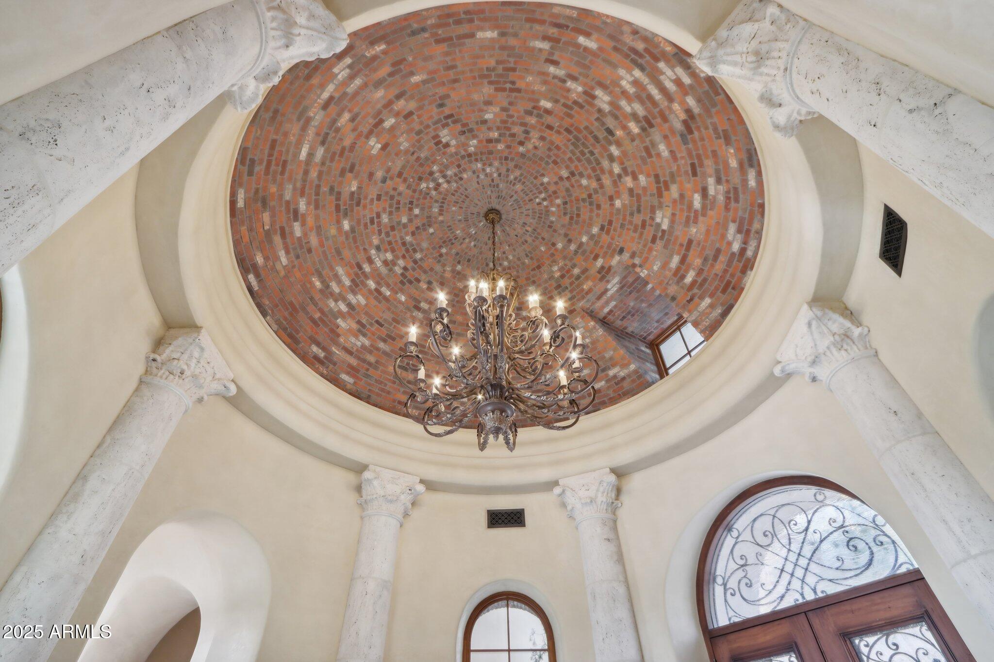 Phoenix, Arizona 85018, United States, 4 Bedrooms Bedrooms, ,6 BathroomsBathrooms,Residential,Active,201325