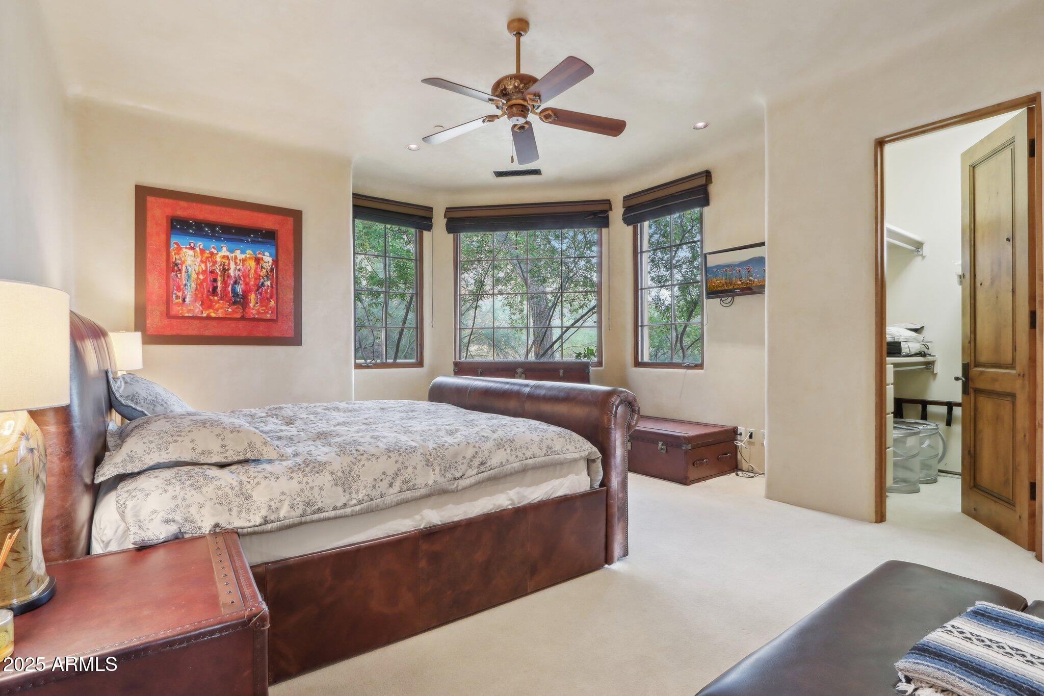 Phoenix, Arizona 85018, United States, 4 Bedrooms Bedrooms, ,6 BathroomsBathrooms,Residential,Active,201325