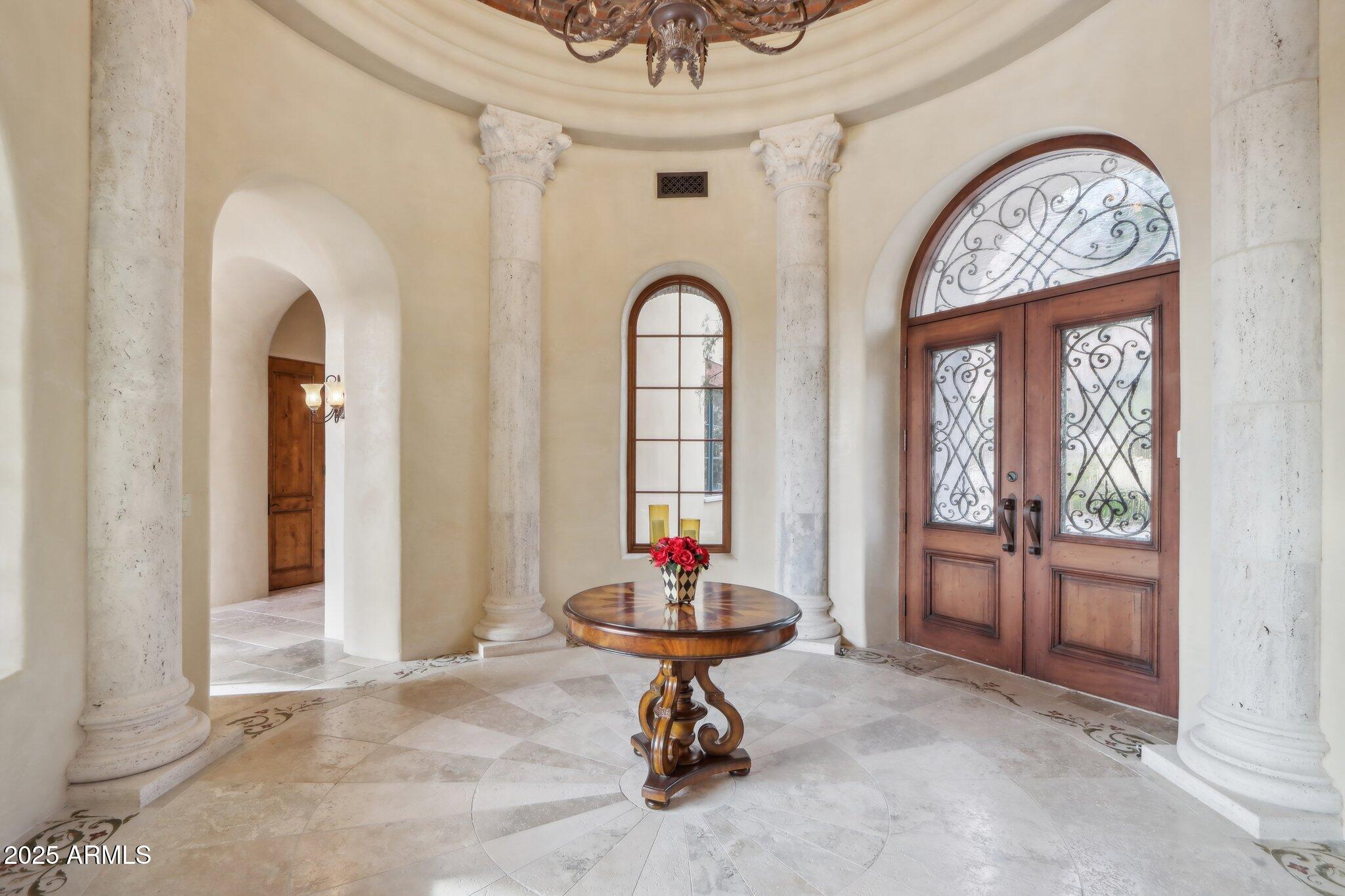 Phoenix, Arizona 85018, United States, 4 Bedrooms Bedrooms, ,6 BathroomsBathrooms,Residential,Active,201325