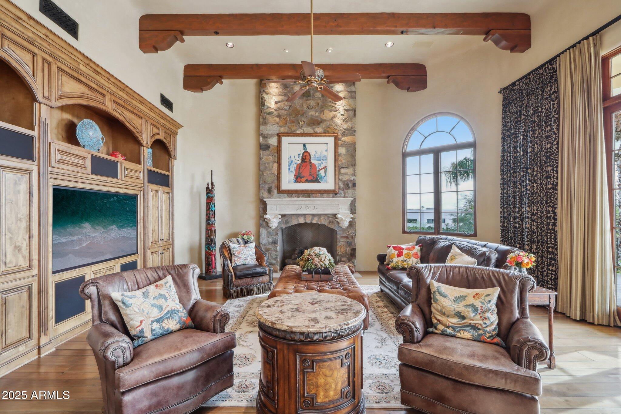 Phoenix, Arizona 85018, United States, 4 Bedrooms Bedrooms, ,6 BathroomsBathrooms,Residential,Active,201325