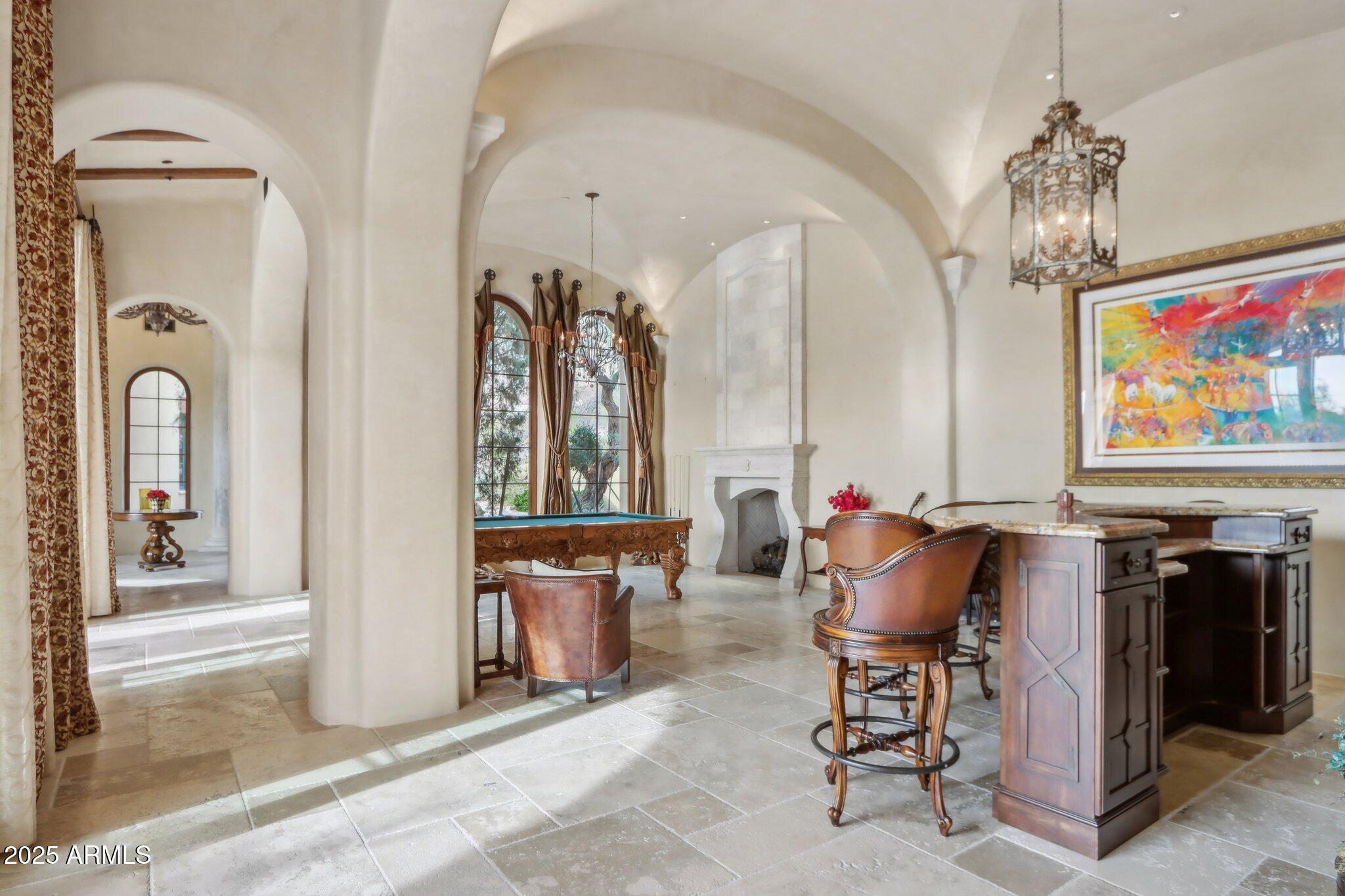 Phoenix, Arizona 85018, United States, 4 Bedrooms Bedrooms, ,6 BathroomsBathrooms,Residential,Active,201325