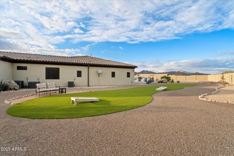 A home in Cave Creek